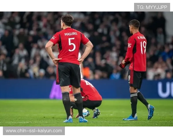 曼联全力备战,年轻球员为球队注入新动力 曼联全力备战,年轻球员为球队注入新动力